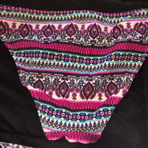 Printed Bikini Bottoms from Target READ DESCRIPTION - Picture 3 of 5